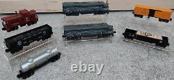 Lionel 6-38310 New York Central F3 Diesel AA Powered/Non-Powered Freight Set