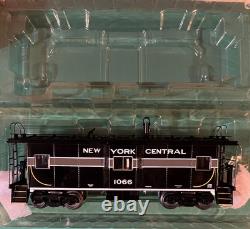 Lionel New York Central 1066 Heritage Bay Window Caboose NOS