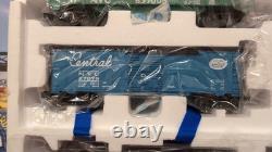 Lionel New York Central Flyer Freight Train with Real Smoke 6-30103 Unopened
