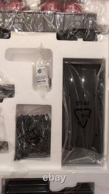 Lionel New York Central Flyer Freight Train with Real Smoke 6-30103 Unopened