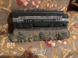 Lionel New York Central Locomotive with Music Box plays New York, New York