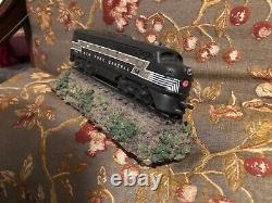 Lionel New York Central Locomotive with Music Box plays New York, New York