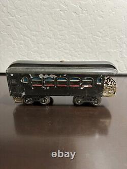 Lionel No. 33 New York Central Pre-War Standard Gauge Locomotive & Passenger Car