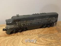 Lionel O Gauge New York Central Locomotive, Dual Motor 233320
