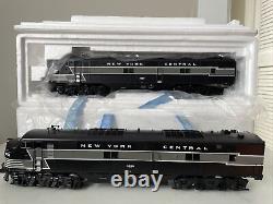 Lionel O Gauge New York Central Tmcc E7 Diesel A-a (pwr A #4008, Dmy A #4009)