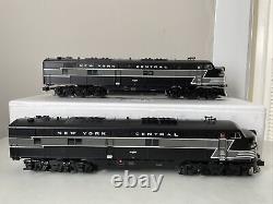 Lionel O Gauge New York Central Tmcc E7 Diesel A-a (pwr A #4008, Dmy A #4009)