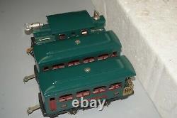 Lionel Prewar New York Central 152 Locomotive & 629/630 Passenger Cars Nice