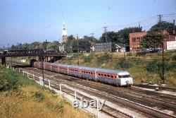 (Lot #8412, Set of 1) NEW YORK CENTRAL GREAT LAKES AERO TRAIN