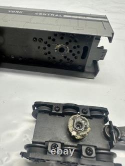 MTH 20-3045-1 New York Central Dreyfuss Hudson Steam Locomotive #5445 USED