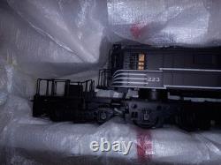 MTH 20-5507-1 New York Central P-2 Box Cab Electric withProtosound Cab #223 Train