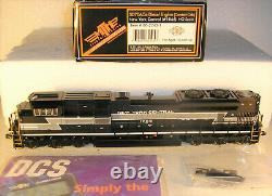 MTH 80-2243-1 HO scale SD70Ace NYC #1066 with PS3, DCC, DCS, Sound, Runs Well, C8+