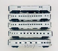 MTH New York Central Streamlined 70' ABS Ribbed 5 Car Passenger Set 20-6568 LN