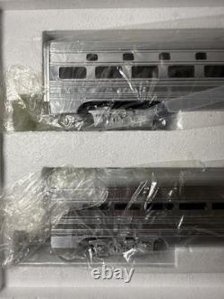 MTH Premier New York Central (NYC) Empire State Express 70' Sleeper/Diner Set
