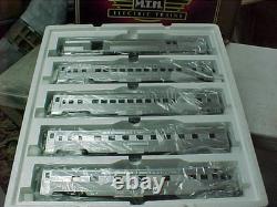 Mth Premier New York Central 70' Streamlined 5 Car Passenger Set 20-6568