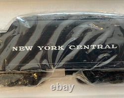 NEW LIONEL New York Central 1-700E 4-6-4 Hudson Locomotive WithFREE Display Case