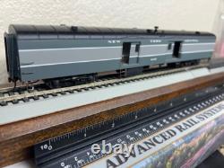 NEW YORK CENTRAL BAGGAGE / EXPRESS HIGHLY DETAILED withINTERIOR LEDs HO Scale