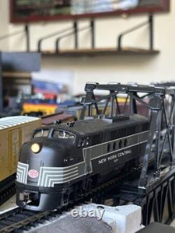 NEW YORK CENTRAL FT-A DCC & SOUND Equipped Diesel Locomotive Bachmann New 68912