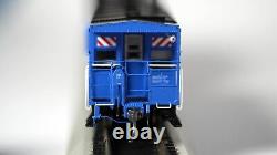 NEW YORK CENTRAL GP20 (DCC) and CONRAIL N7A Caboose (lighted)