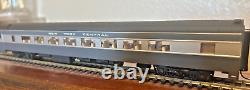 NEW YORK CENTRAL GRAY PULLMAN 64 seat COACH- HO Scale -withINTERIOR NEW RTR OOP