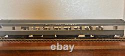 NEW YORK CENTRAL GRAY PULLMAN 64 seat COACH- HO Scale -withINTERIOR NEW RTR OOP