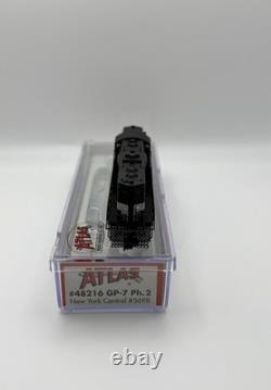 NIB N ATLAS 48216 EMD GP-7 Ph 2 Locomotive New York Central NYC #5698 Lightning