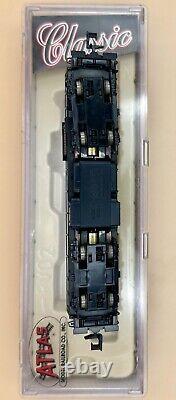 NIB N ATLAS Classic 44010 ALCO RS-1 Loco New York Central #8101 lightning scheme