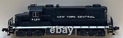 NIB Vintage Life-Like Trains 7092 EMD GP-20 Loco New York Central NYC #6109