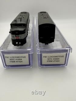 NIOB Life Like 7424 SET oF 2 FA1 & FB1 Loco New York Central #'s 1004 & 3304