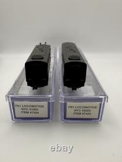 NIOB Life Like 7424 SET oF 2 FA1 & FB1 Loco New York Central #'s 1004 & 3304