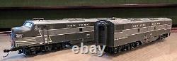 NYC 20th Century Ltd E7 A/B DCC & Sound #4025/4109 Proto2000 920-40995 HO