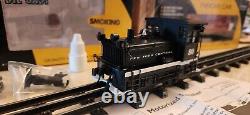 NYC Plymouth Switcher K2630-10 and NYC 3 Freight Car set New