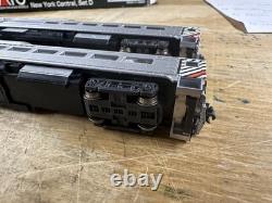 N Kato Rail Diesel Car #106-3011 New York Central Set D. Very Rare