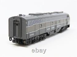 N Scale Kato 176-254 NYC New York Central E8/9A Diesel Locomotive #4054