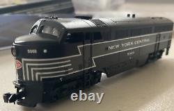 N Scale Life-Like 7224 NYC New York Central FM C-Liner A/B Diesel Set #5008/5102
