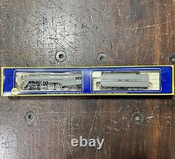 New HO Scale AHM Rivarossi 4-6-4 New York Central Streamlined Hudson 5095-B
