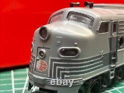New York Central Rivarossi 6240 HO Train NIB NOS EMD Diesel Locomotive
