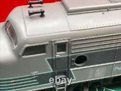 New York Central Rivarossi 6240 HO Train NIB NOS EMD Diesel Locomotive