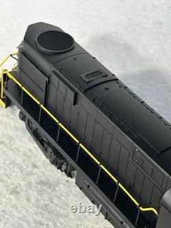 Nice Atlas Trainman New York Central RS-32 HO Locomotive
