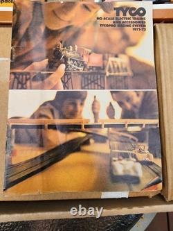 No. 7301 In Box Tyco New York Central Train Set With Extra Rolling Stock & Track