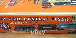 O Lionel 6-21948 New York Central Flyer Train Set with Smoke Whistle & Extras