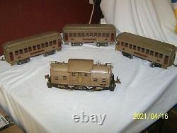 PRE-WAR LIONEL No. 352 STANDARD NEW YORK CENTRAL SET #10,337,337,338 MOJAVE