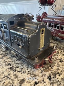 Pre War Lionel 318 Train Set. New York Central Lines. Works Great