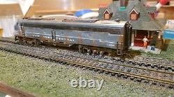 Proto 2000 NYC e8 e9 lightning bolt weathered locomotive train engine HO DC