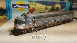 Proto 2000 NYC e8 e9 lightning bolt weathered locomotive train engine HO DC