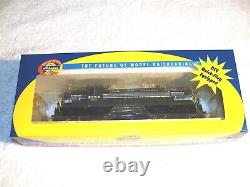 RS-3 Locomotive New York Central #8353 (Athearn #94044, HO), Tested, DCC Ready