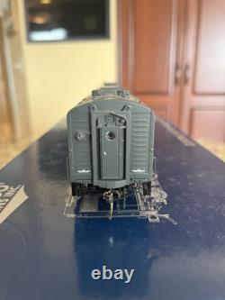 Rapido New York Central EMD E8A #4040 DCC/Sound