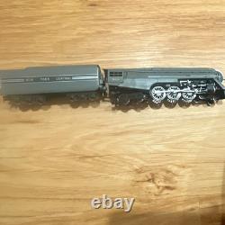 Rivarossi HO New York Central 4-6-4 Dreyfus Hudson 5446 (read description)