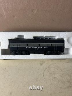 STEWART HOBBIES HO Scale New York Central Engine Pair#8120 & #8125