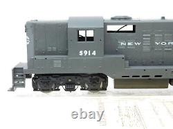S Scale American Models NYC New York Central GP9 Diesel Locomotive #5914