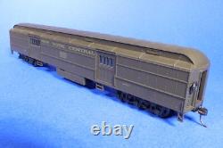 Set of 8 HO Scale RTR Heavyweight NYC New York Central Passenger Cars (31925)